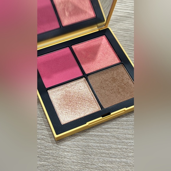 NARS - Picture 7 of 8